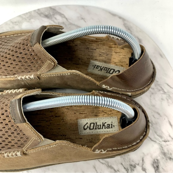 Olukai Moloa Aho Brown Leather Perforated Casual Slip-On Loafers 9/42 Mens Beach - Picture 12 of 16